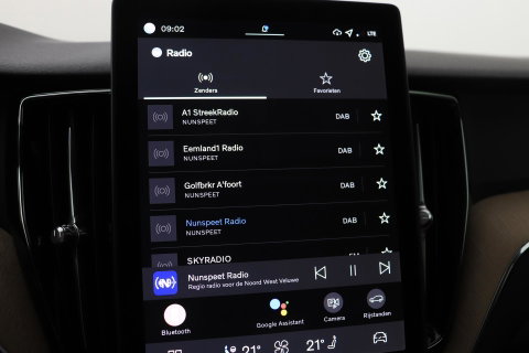 Volvo XC60 T8 Plug-in hybrid Plus Dark | ACC | Harman/Kardon | Panoramadak | Head-Up | Memory | Stoelventilatie