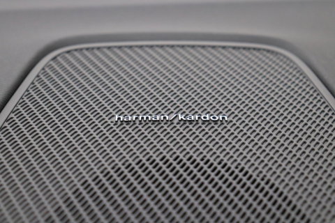 Volvo XC60 T8 Plug-in hybrid Plus Dark | ACC | Harman/Kardon | Panoramadak | Head-Up | Memory | Stoelventilatie