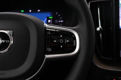 Volvo XC60 T8 Plug-in hybrid Plus Dark | ACC | Harman/Kardon | Panoramadak | Head-Up | Memory | Stoelventilatie