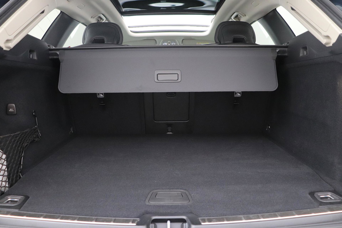 Volvo XC60 T8 Plug-in hybrid Plus Dark | ACC | Harman/Kardon | Panoramadak | Head-Up | Memory | Stoelventilatie