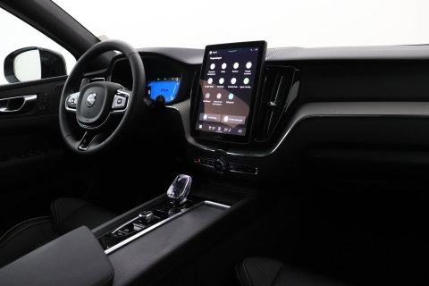 Volvo XC60 2.0 T6 Plug-in hybrid AWD Plus Black Edition | Harman/Kardon | Panoramadak | Pilot Assist | 21 Inch