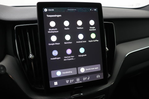 Volvo XC60 2.0 T6 Plug-in hybrid AWD Plus Black Edition | Harman/Kardon | Panoramadak | Pilot Assist | 21 Inch