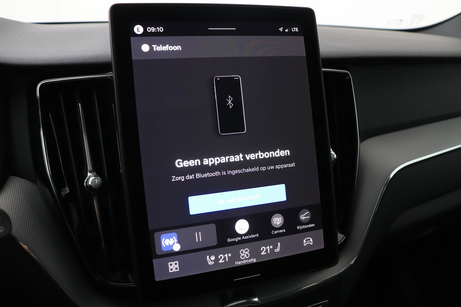 Volvo XC60 2.0 T6 Plug-in hybrid AWD Plus Black Edition | Harman/Kardon | Panoramadak | Pilot Assist | 21 Inch