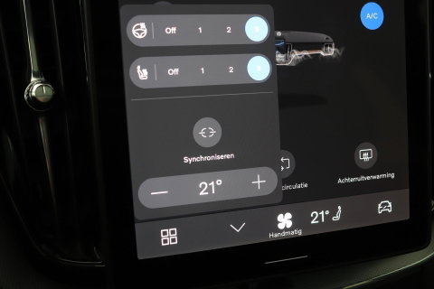 Volvo XC60 2.0 T6 Plug-in hybrid AWD Plus Black Edition | Harman/Kardon | Panoramadak | Pilot Assist | 21 Inch