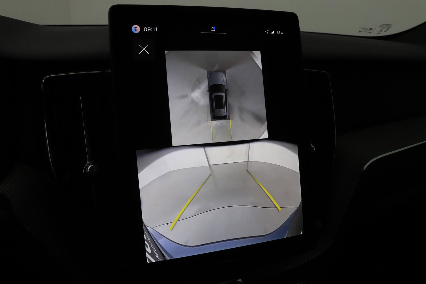 Volvo XC60 2.0 T6 Plug-in hybrid AWD Plus Black Edition | Harman/Kardon | Panoramadak | Pilot Assist | 21 Inch