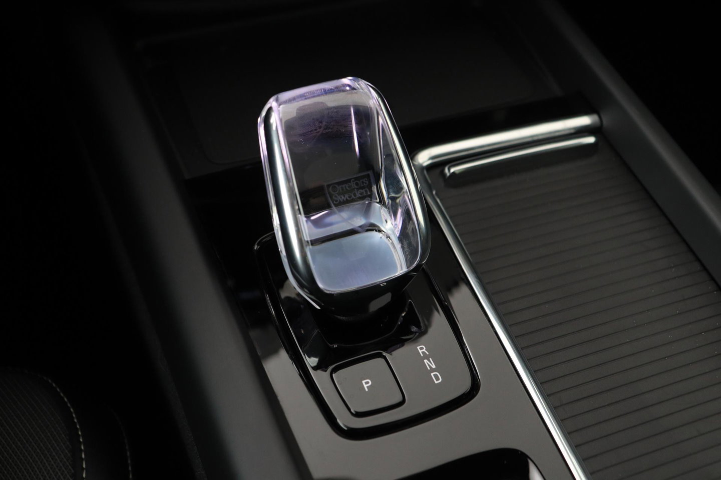 Volvo XC60 2.0 T6 Plug-in hybrid AWD Plus Black Edition | Harman/Kardon | Panoramadak | Pilot Assist | 21 Inch