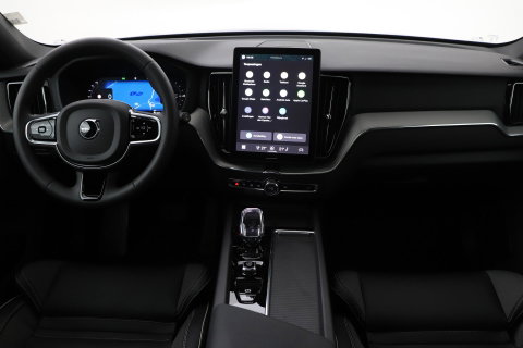 Volvo XC60 2.0 T6 Plug-in hybrid AWD Plus Black Edition | Harman/Kardon | Panoramadak | Pilot Assist | 21 Inch