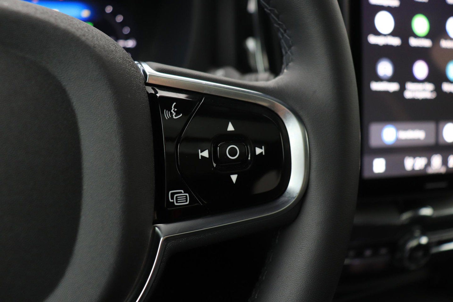 Volvo XC60 2.0 T6 Plug-in hybrid AWD Plus Black Edition | Harman/Kardon | Panoramadak | Pilot Assist | 21 Inch