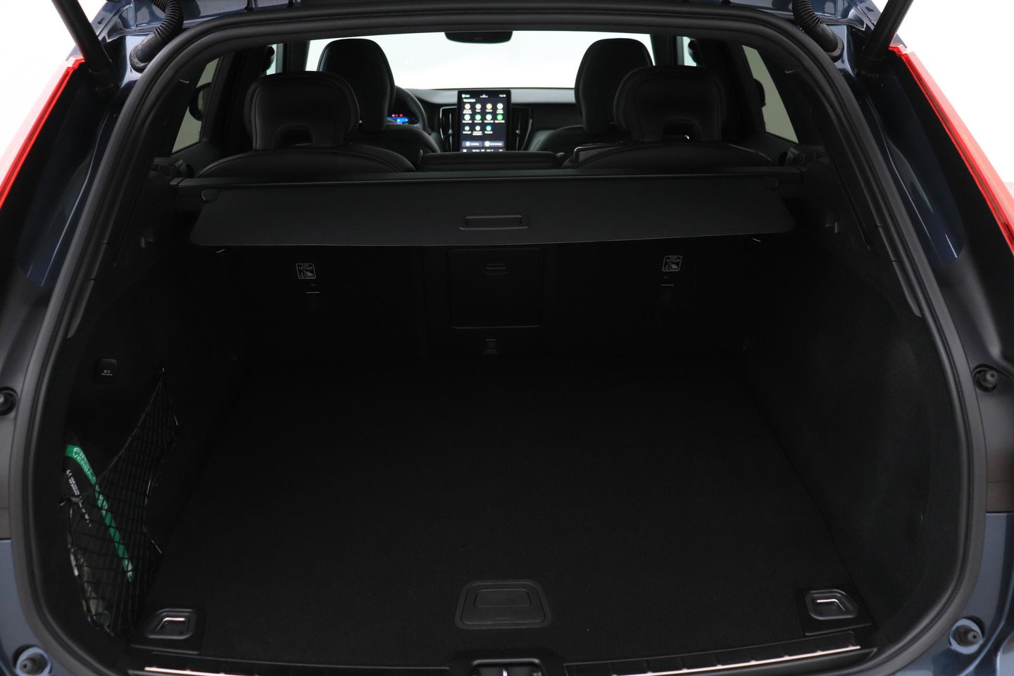 Volvo XC60 2.0 T6 Plug-in hybrid AWD Plus Black Edition | Harman/Kardon | Panoramadak | Pilot Assist | 21 Inch