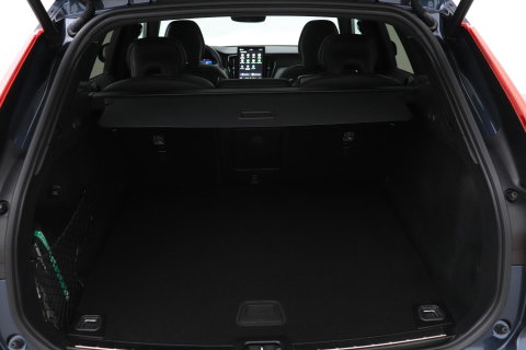 Volvo XC60 2.0 T6 Plug-in hybrid AWD Plus Black Edition | Harman/Kardon | Panoramadak | Pilot Assist | 21 Inch