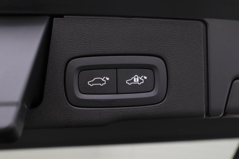 Volvo XC60 2.0 T6 Plug-in hybrid AWD Plus Black Edition | Harman/Kardon | Panoramadak | Pilot Assist | 21 Inch