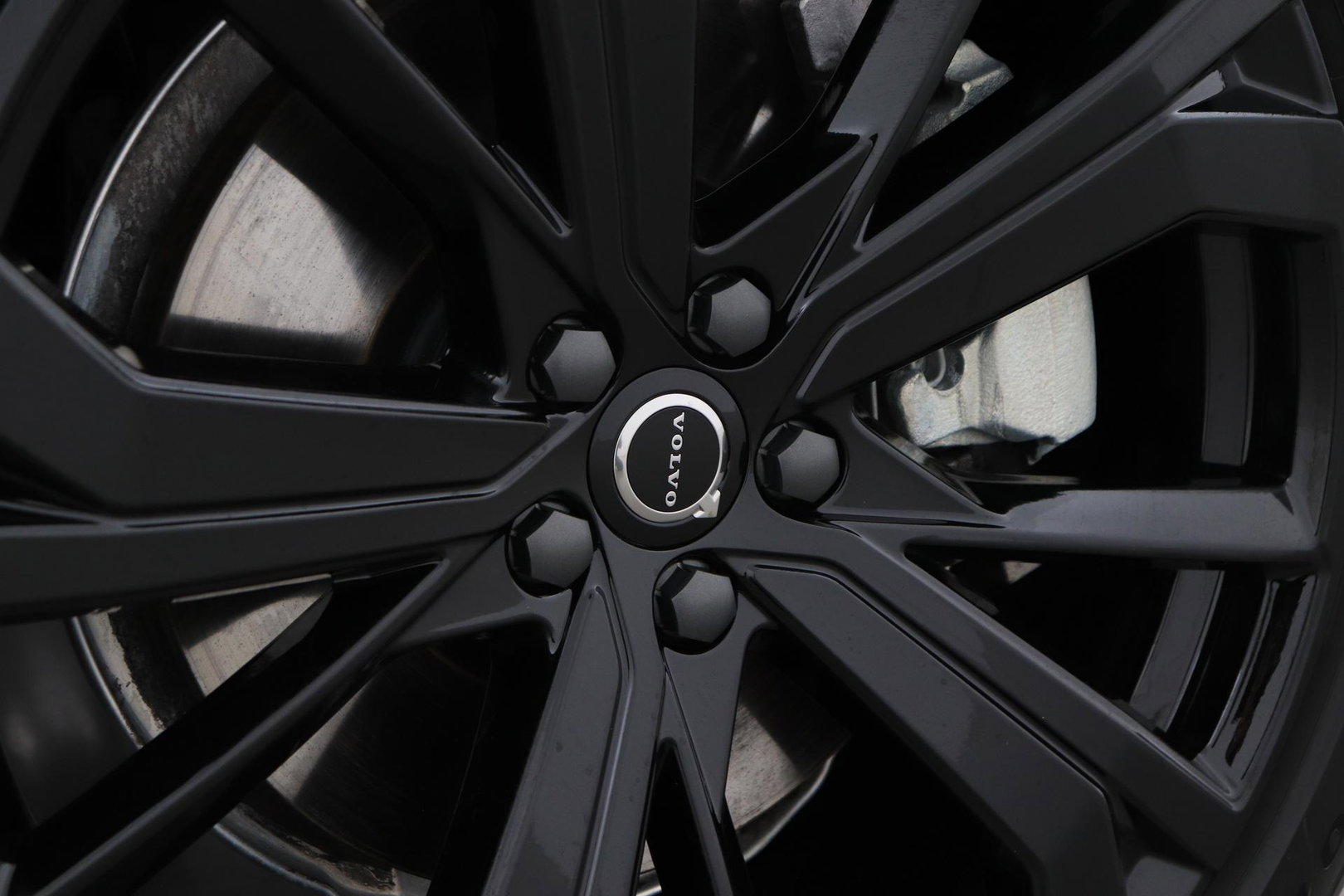 Volvo XC60 2.0 T6 Plug-in hybrid AWD Plus Black Edition | Harman/Kardon | Panoramadak | Pilot Assist | 21 Inch