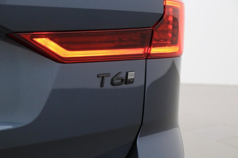 Volvo XC60 2.0 T6 Plug-in hybrid AWD Plus Black Edition | Harman/Kardon | Panoramadak | Pilot Assist | 21 Inch