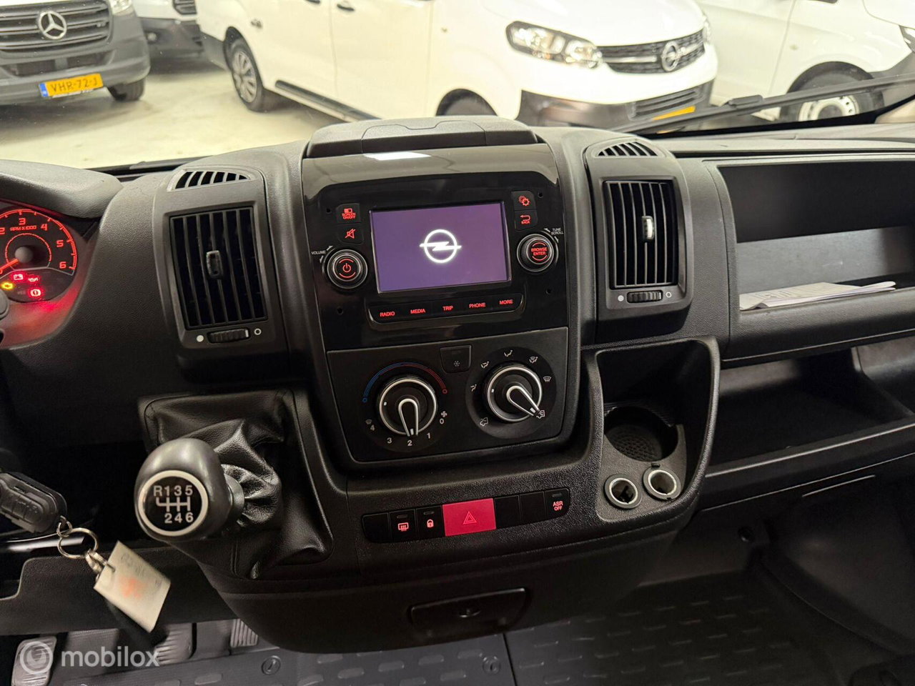 Opel Movano