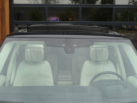 Land Rover Range Rover P400e Vogue 404PK Autobiography / LWB / SVO / Meridian / TV's / alcanatara