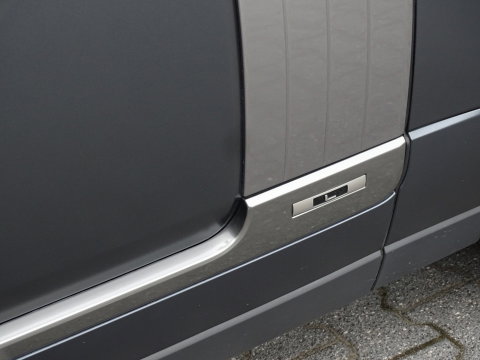 Land Rover Range Rover P400e Vogue 404PK Autobiography / LWB / SVO / Meridian / TV's / alcanatara