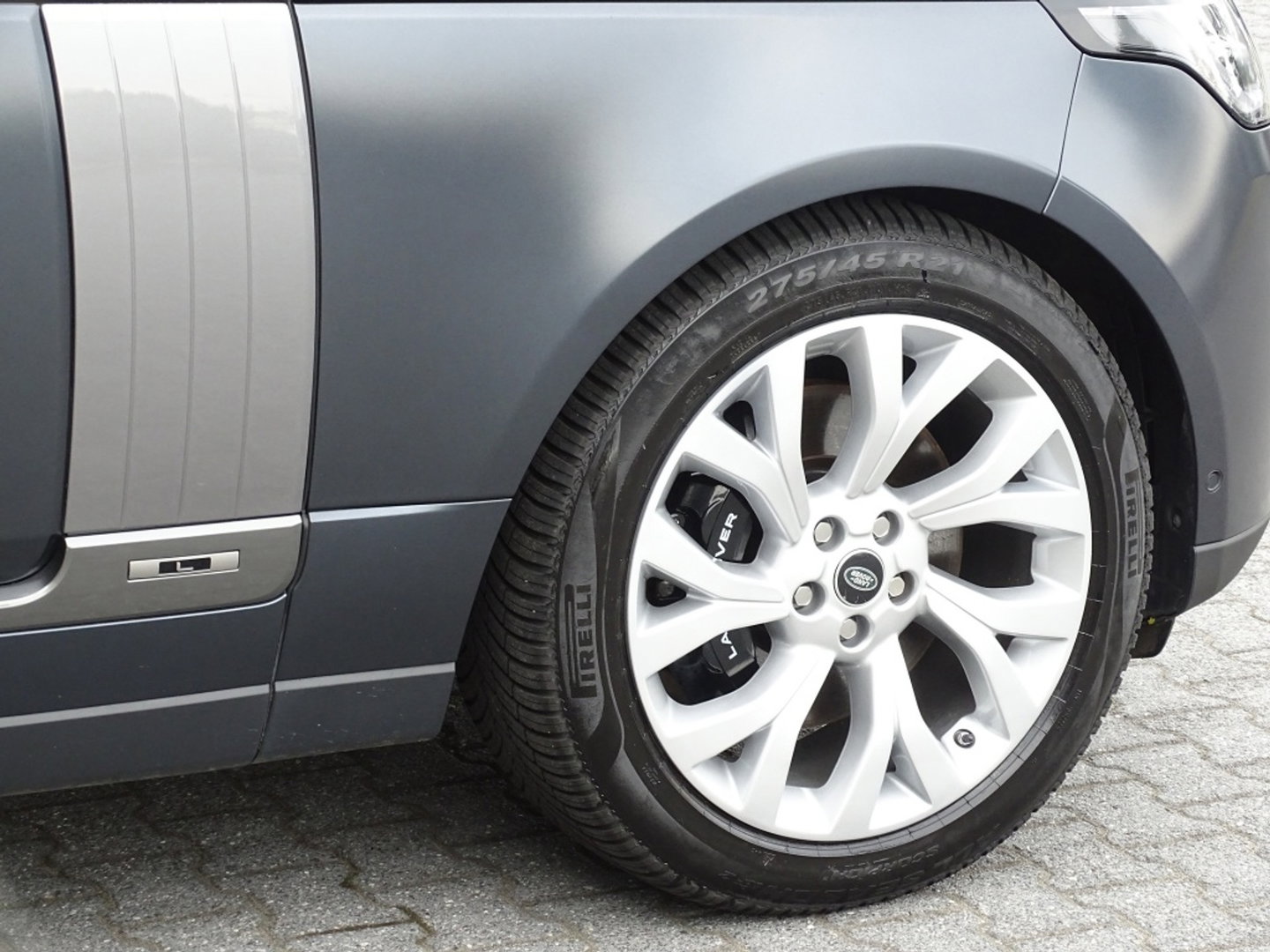 Land Rover Range Rover P400e Vogue 404PK Autobiography / LWB / SVO / Meridian / TV's / alcanatara