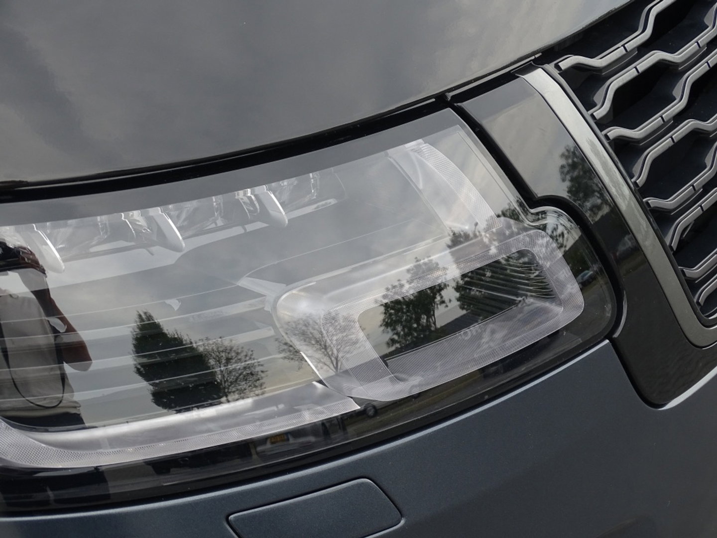 Land Rover Range Rover P400e Vogue 404PK Autobiography / LWB / SVO / Meridian / TV's / alcanatara
