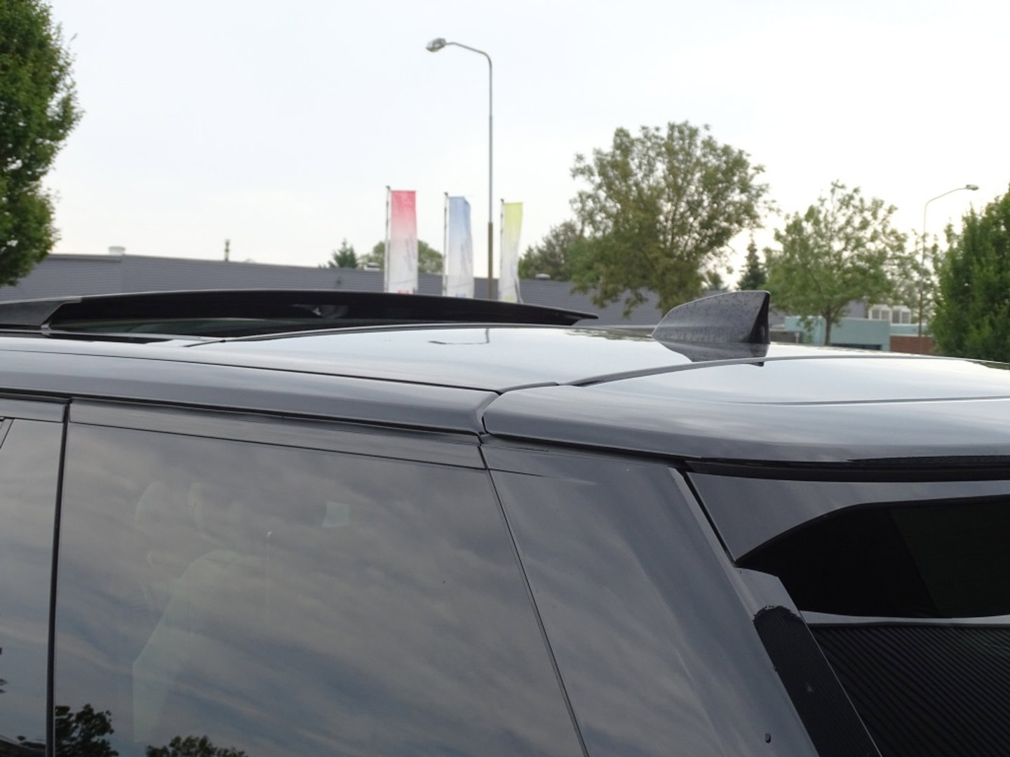 Land Rover Range Rover P400e Vogue 404PK Autobiography / LWB / SVO / Meridian / TV's / alcanatara