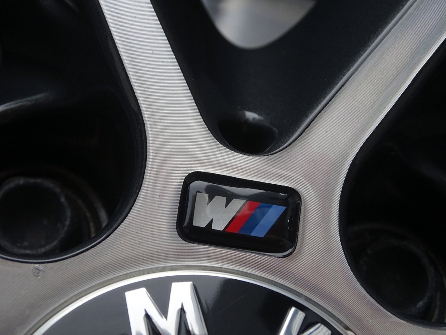 BMW 3 Serie Touring 340i 327PK M-sport / individual / Harman Kardon / ACC / Pano / Head-Up