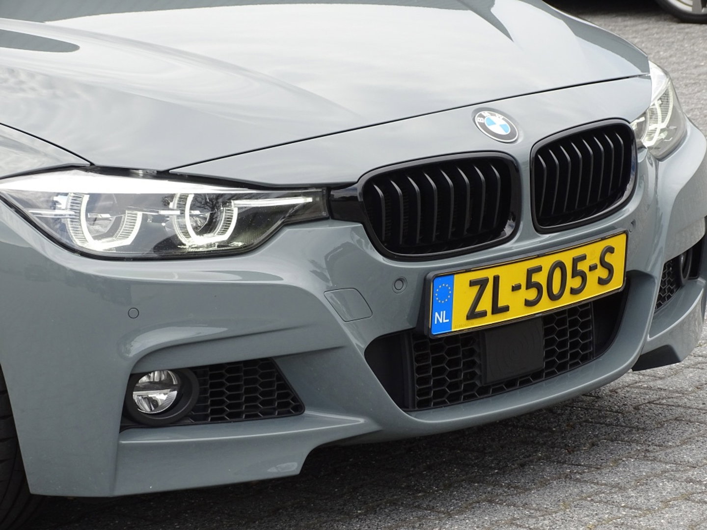 BMW 3 Serie Touring 340i 327PK M-sport / individual / Harman Kardon / ACC / Pano / Head-Up