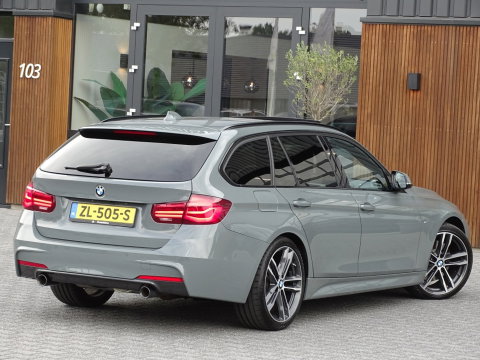 BMW 3 Serie Touring 340i 327PK M-sport / individual / Harman Kardon / ACC / Pano / Head-Up
