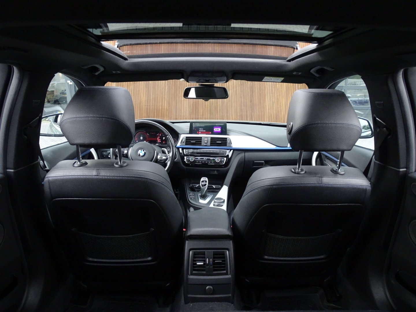 BMW 3 Serie Touring 340i 327PK M-sport / individual / Harman Kardon / ACC / Pano / Head-Up