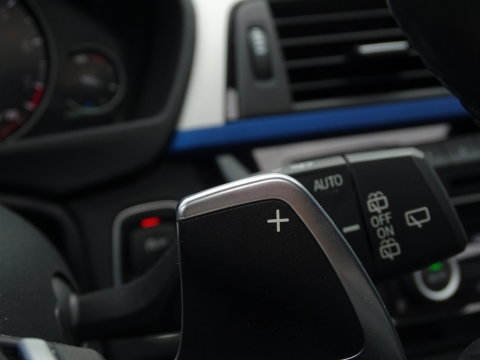 BMW 3 Serie Touring 340i 327PK M-sport / individual / Harman Kardon / ACC / Pano / Head-Up