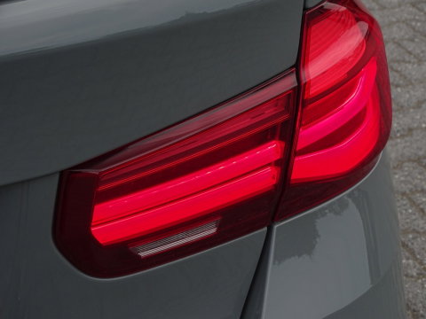 BMW 3 Serie Touring 340i 327PK M-sport / individual / Harman Kardon / ACC / Pano / Head-Up