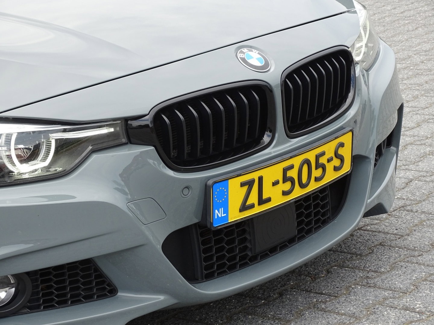 BMW 3 Serie Touring 340i 327PK M-sport / individual / Harman Kardon / ACC / Pano / Head-Up