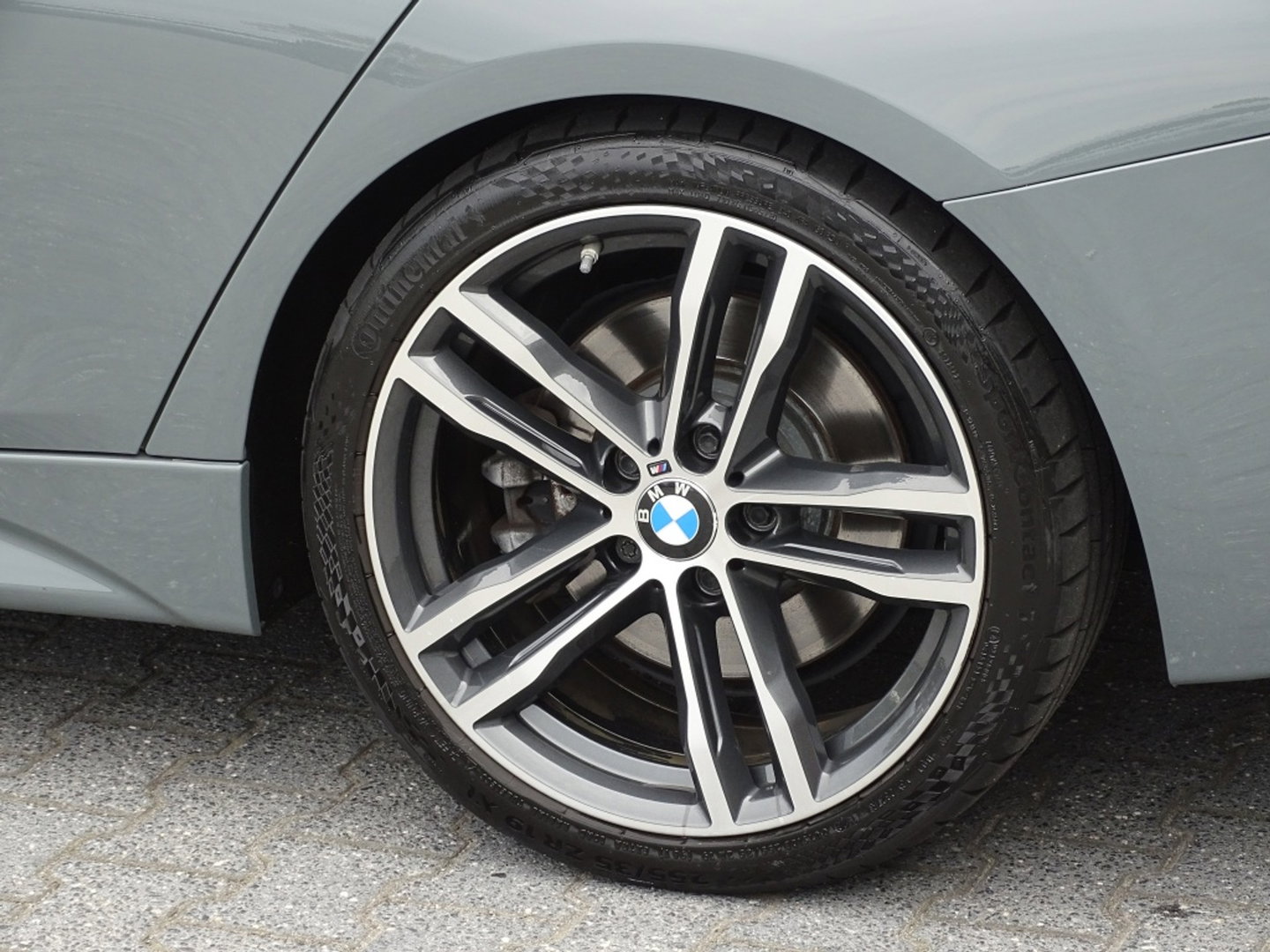BMW 3 Serie Touring 340i 327PK M-sport / individual / Harman Kardon / ACC / Pano / Head-Up