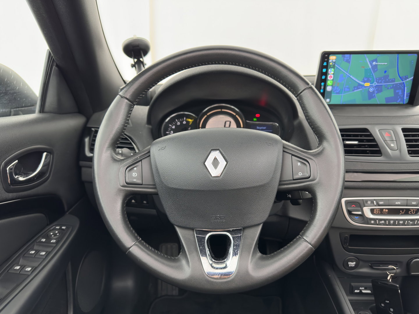 Renault Mégane Coupé-Cabriolet 1.2 TCe Privilège *LEATHER | HEATED-SPORTSEATS | CARPLAY | KEYLESS | ECC | PDC | CRUISE | 17''ALU*