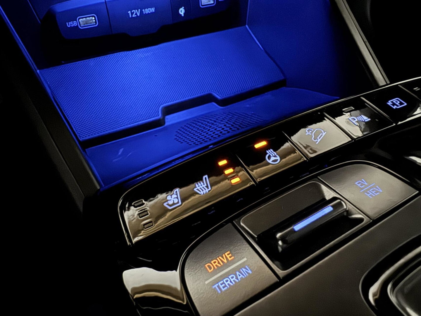 Hyundai Tucson Hybrid 1.6 T-GDI HEV N Line Sky Pano 360º Carplay Memory