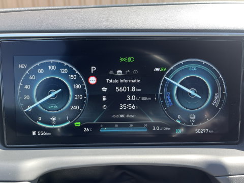 Hyundai Tucson 1.6 T-GDI PHEV Premium 4WD | Trekhaak | 360-Camera | Apple Carplay | Stoel Verkoeling | Stuur Verwarming |