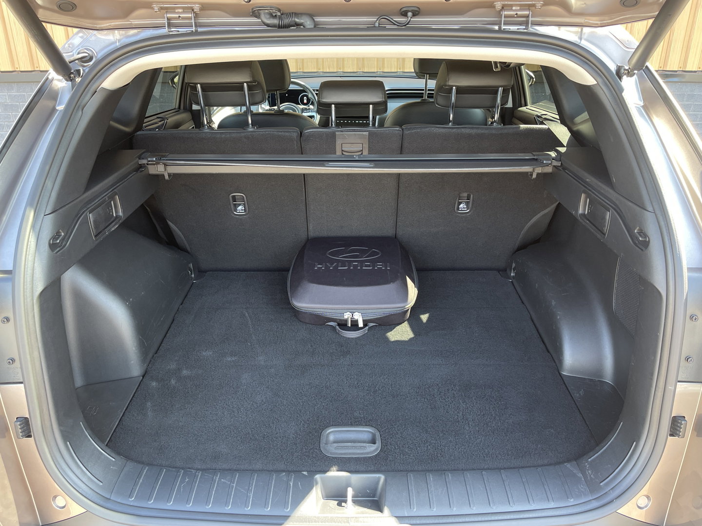 Hyundai Tucson 1.6 T-GDI PHEV Premium 4WD | Trekhaak | 360-Camera | Apple Carplay | Stoel Verkoeling | Stuur Verwarming |