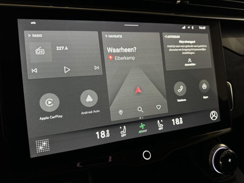 Lynk & Co 01 1.5 Plug-in Black Edition Pano Sfeer. CarPlay 360°