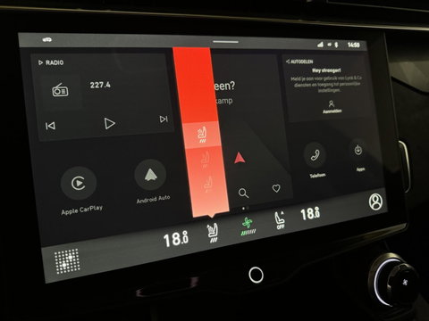 Lynk & Co 01 1.5 Plug-in Black Edition Pano Sfeer. CarPlay 360°