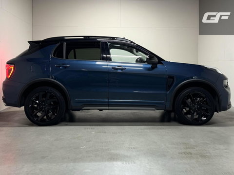 Lynk & Co 01 1.5 Plug-in Black Edition Pano Sfeer. CarPlay 360°