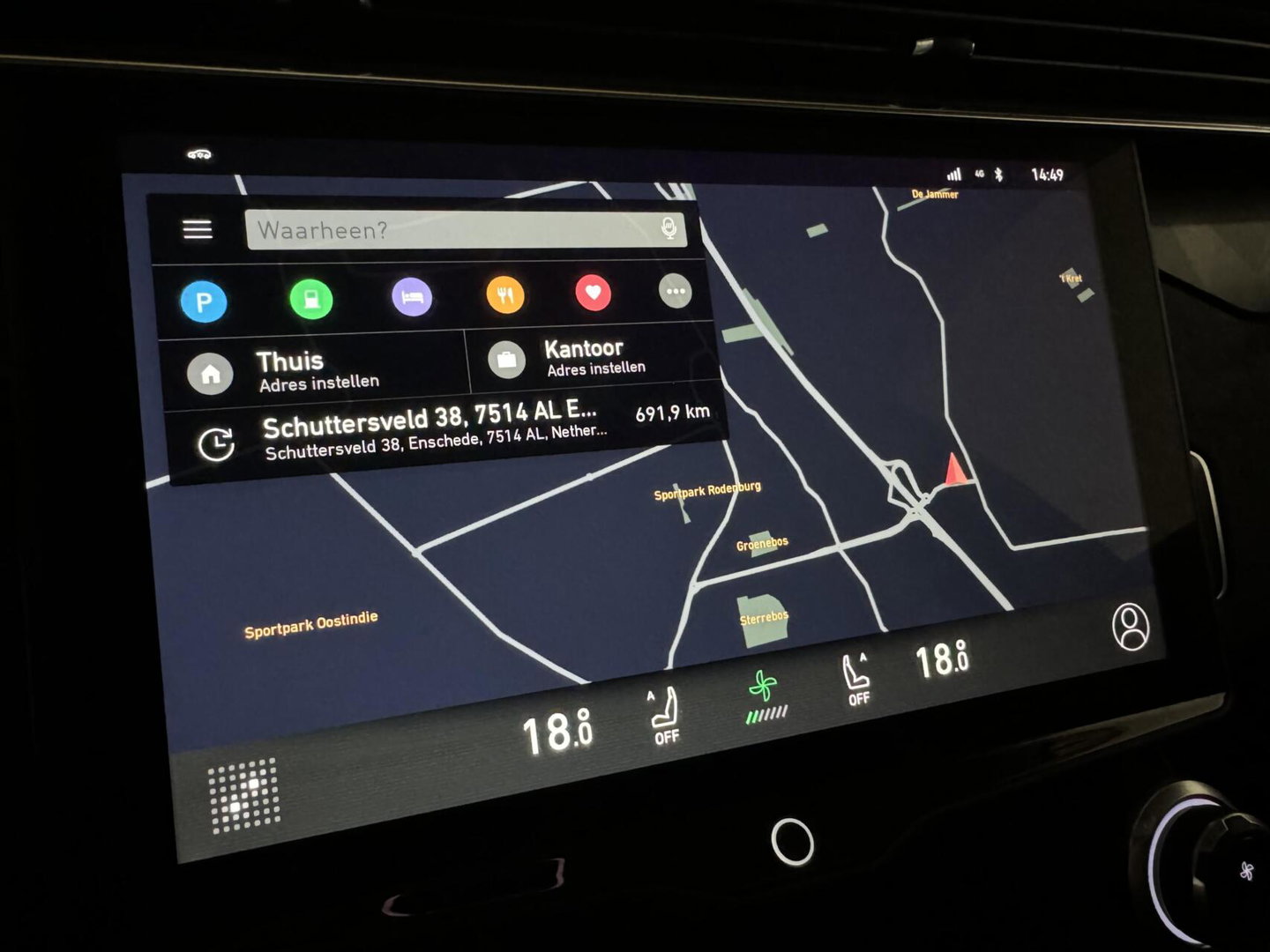 Lynk & Co 01 1.5 Plug-in Black Edition Pano Sfeer. CarPlay 360°