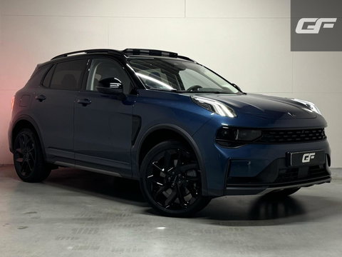 Lynk & Co 01 1.5 Plug-in Black Edition Pano Sfeer. CarPlay