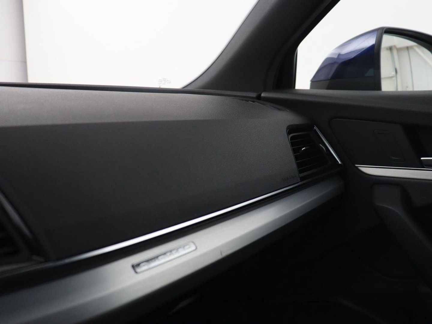 Audi Q5 50 TFSI e S edition | SOH 83,1% | Half leder | Stoelverwarming | Drive select | Adaptive cruise | Navigatie | Carplay | 360 camera | Park assist | Climate control | Elektrische achterklep