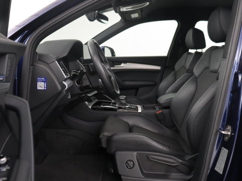 Audi Q5 50 TFSI e S edition | SOH 83,1% | Half leder | Stoelverwarming | Drive select | Adaptive cruise | Navigatie | Carplay | 360 camera | Park assist | Climate control | Elektrische achterklep