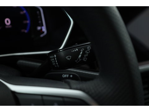 Volkswagen T-Cross 1.0 TSI R-Line DSG | Rijklaar | Digi. Cockpit | Apple CarPlay | Stoelverw. | PDC | Dodehoekdet. | Adapt. Cruise