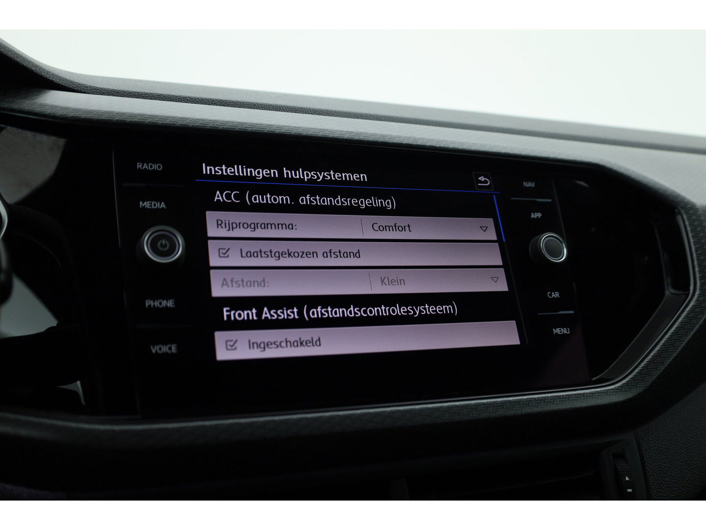 Volkswagen T-Cross 1.0 TSI R-Line DSG | Rijklaar | Digi. Cockpit | Apple CarPlay | Stoelverw. | PDC | Dodehoekdet. | Adapt. Cruise