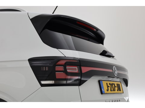 Volkswagen T-Cross 1.0 TSI R-Line DSG | Rijklaar | Digi. Cockpit | Apple CarPlay | Stoelverw. | PDC | Dodehoekdet. | Adapt. Cruise