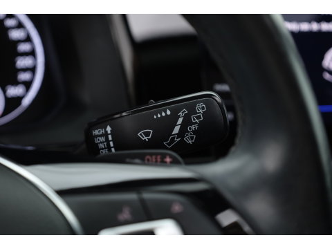 Volkswagen Polo 1.0 TSI Highline DSG | Rijklaar!! | Pano | Camera + PDC | Navi | Stoelverw. | Bluetooth | All Seasons