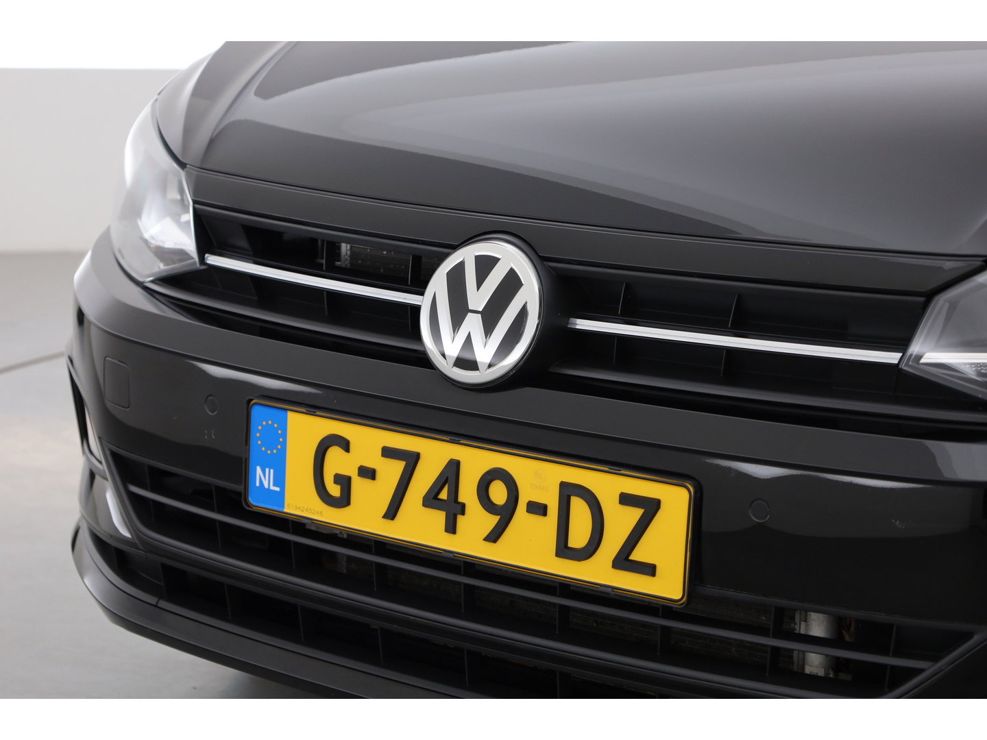 Volkswagen Polo 1.0 TSI Highline DSG | Rijklaar!! | Pano | Camera + PDC | Navi | Stoelverw. | Bluetooth | All Seasons
