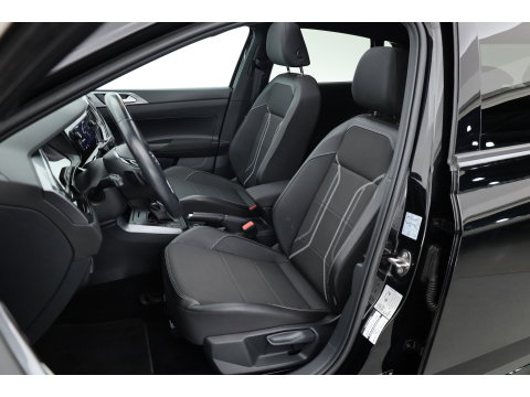 Volkswagen Polo 1.0 TSI Highline DSG | Rijklaar!! | Pano | Camera + PDC | Navi | Stoelverw. | Bluetooth | All Seasons
