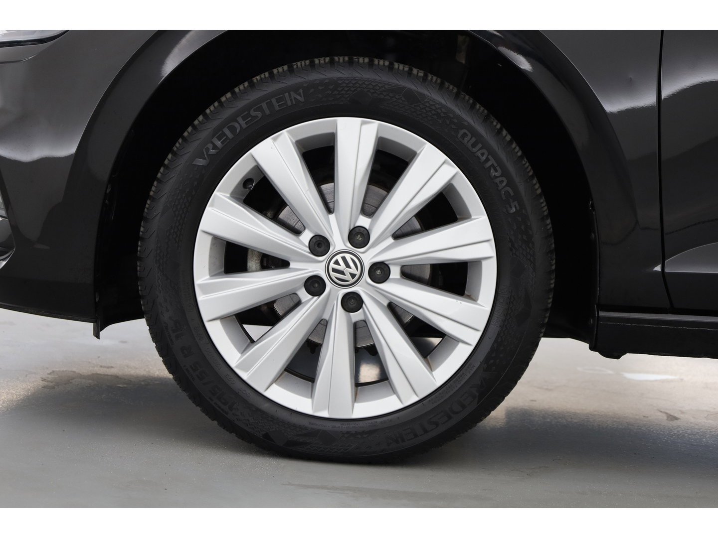 Volkswagen Polo 1.0 TSI Highline DSG | Rijklaar!! | Pano | Camera + PDC | Navi | Stoelverw. | Bluetooth | All Seasons