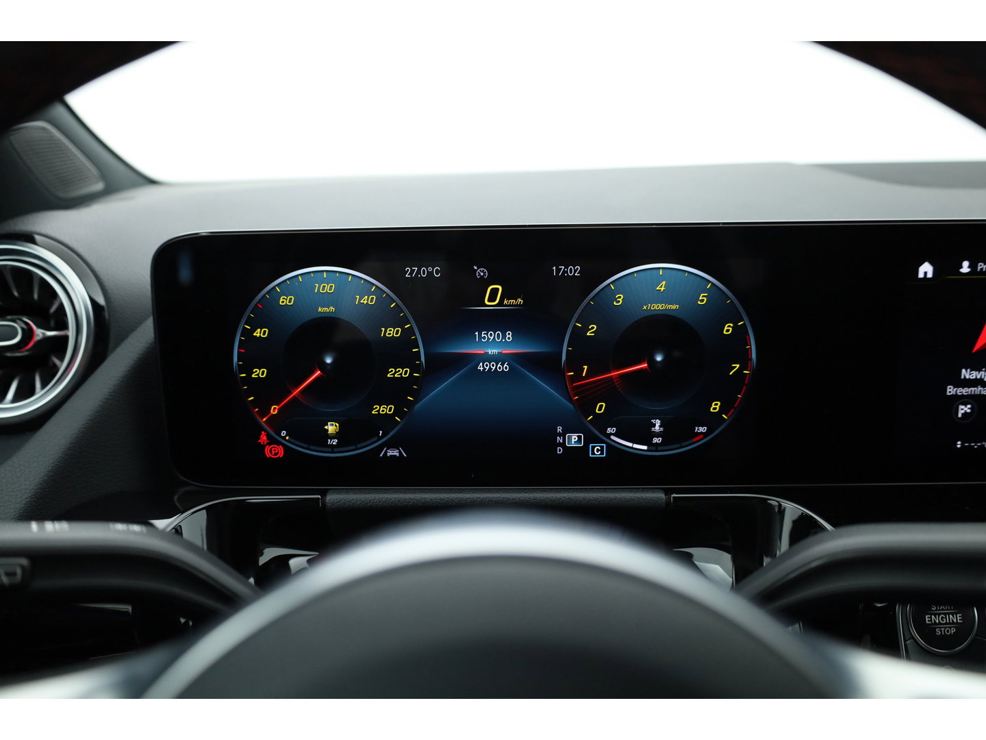 Mercedes-Benz GLA 200 AMG Line | Rijklaar! | Cruise Contr. | Camera | Trekhaak | Navi | Lane Assist | LED | Keyless | 19''